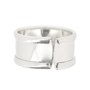 Raw brass ring with curved edge 10 mm silver tone x1