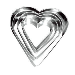 Set of mini metal cutters heart x5