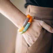 35x11mm Curved tube beads in opaque acrylic - Marbled lichen x6