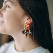 37x41mm Tortoise Shell Acetate Flower Pendant - Brown - Black x1