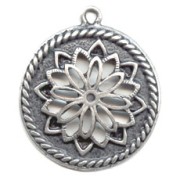 Flower pendant 38mm Old silver tone x1|raw }}