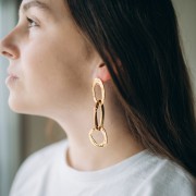 32x19mm Hammered oval earstuds - Fine gold plated x2