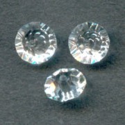 Flattened bicones Swarovski 5305 5 mm Crystal x30|raw }}