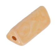 Ceramic triangles 19x8 mm light peach mat x4|raw }}
