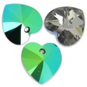 PureCrystal 6228 Heart 14,4x14mm Crystal Scarabaeus Green x1