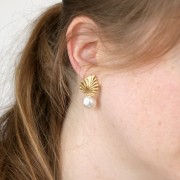 Baroque pearly Swarovski 5841 round irregular 12 mm White Pearl x1