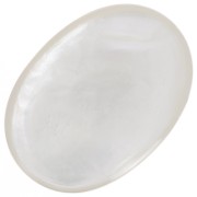 Oval cabochon 25x18mm White Mother-of-pearl|raw }}