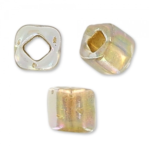 Cubes Toho 4 mm TC-04-994 - Gold Lined Rainbow Crystal x10g