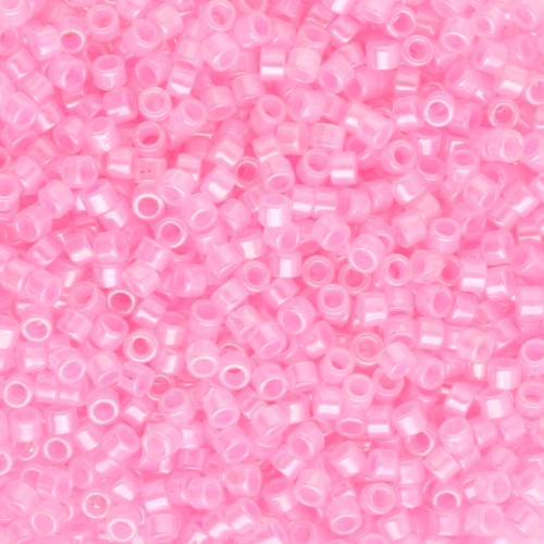 Toho Aiko 11/0 1.6 mm TA01909 - Cotton Candy Ceylon x4g