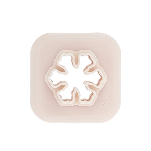 Mini snowflake cookie cutter 12x11 mm in biodegradable polymer - Beige x1