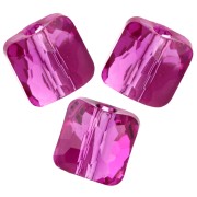 Square bead 8 mm - Fantasy Square PureCrystal 5035 - Fuchsia x1
