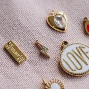 My DIY Jewelry - Jewelry Kit Necklace Charms Hearts in Stainless Steel Gilded