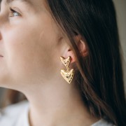 Heart-shaped earstuds 20x17 mm with epoxy resin - Fine gold plated - Red x2