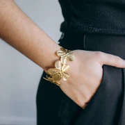 36x160mm 304L Stainless SteelAdjustable Cherry Blossom Bangle - Gold x1