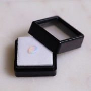 Australian oval opal 7x5.1 mm - 0.40 cts