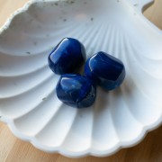 Irregular baroque bead in opaque resin 22x17 mm - Marbled navy blue x1