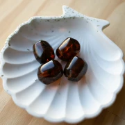 Irregular baroque bead in translucent resin 22x17 mm - Marbled amber x1