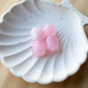 16x14 mm translucent resin tube beads - Light pink marbled x4