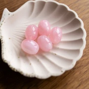 21x15 mm olive bead in translucent resin - Light pink marbled x1