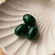 Opaque resin olive bead 21x15 mm - Emerald green x1