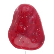 Textured irregular flat bead 29x24 mm in resin - Dark red marbled with glitter|raw }}