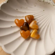 13x15 mm translucent resin heart beads - horizontal hole - Apricot marbled x6