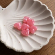 Heart beads 13x15 mm translucent resin - horizontal hole - Dark pink marbled x6