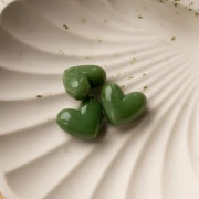 15.5x18 mm opaque resin heart bead - horizontal hole - Khaki marbled x1