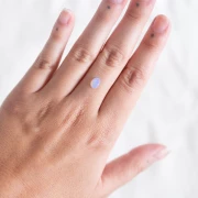 Australian oval opal 7.2x5.1 mm - 0.45 cts