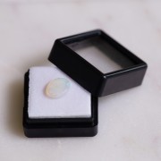 Australian oval opal 10.1x8.2 mm - 1.50 cts|raw }}