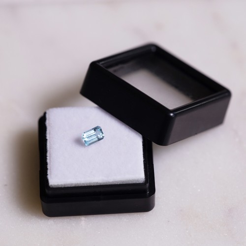Aquamarine rectangle 5.4x3.7 mm - 0.40 cts