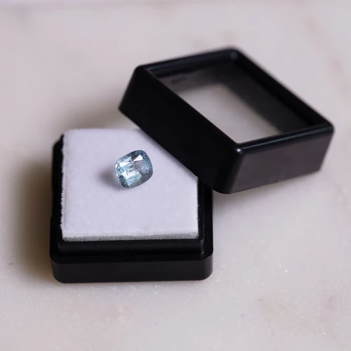 Rectangular Aquamarine 6.7x5.9 mm - 1.30 cts