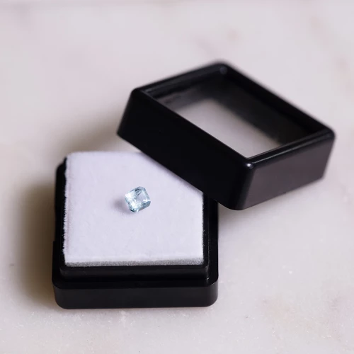 Aquamarine cushion 4.1x3.9 mm - 0.40 cts