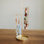 Jewelry holder - Bracelet and necklace display 35x17 cm with ABS beads - White