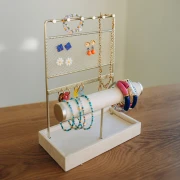 Jewelry holder - 27.5x21 cm jewelry display in gold metal and Beige suede x1