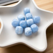 Irregular cube beads 16x17 mm - Acrylic opaque - Light blue marbled x10