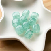 Irregular cube beads 16x17 mm - Translucent acrylic - Marbled lichen x10