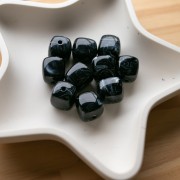 Irregular cube beads 16x17 mm - Acrylic opaque - Black marbled x10
