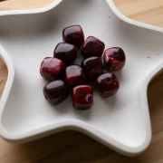 Beads irregular cubes 16x17 mm - Acrylic opaque - Marbled Burgundy x10