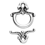 Worked arabesque T clasp 13x12 mm - Antique fine silver plated x1|raw }}