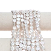 Irregular freshwater pearls - round palet 10 mm - Grade AA - White x37cm