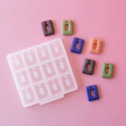 Géa Creations silicone mould for rectangular pendants 20x15 mm