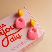 My DIY Jewelry - Trapeze shape dangling earrings kit - Pink version