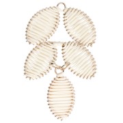 Leaf pendant 68x40 mm in raffia and brass - Ecru - Doré x1
