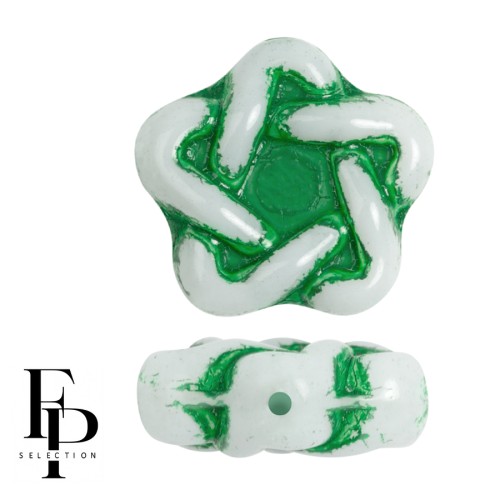 Glass beads Star Elegant 12 mm - Green Garden x10