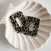 40x30 mm hollow rectangle acrylic pendant - Black Leopard Glitter - Orange