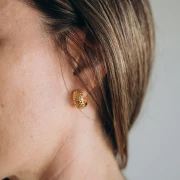 Wide textured hoop earrings 16.5 mm - Gold-plated x2