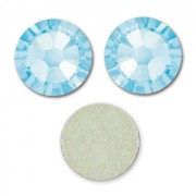 Swarovski stick-on rhinestones 1,8mm Aquamarine x36|raw }}