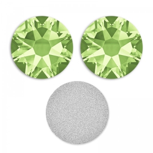 Swarovski crystals 4 mm Peridot adhesive strass x36