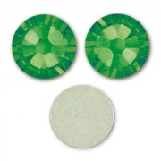 Swarovski stick-on rhinestones 4mm Fern Green x36